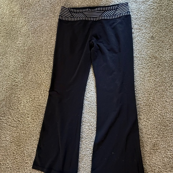 Lululemon 🍋Black Yoga Pants with Striped Waistband - Picture 1 of 4